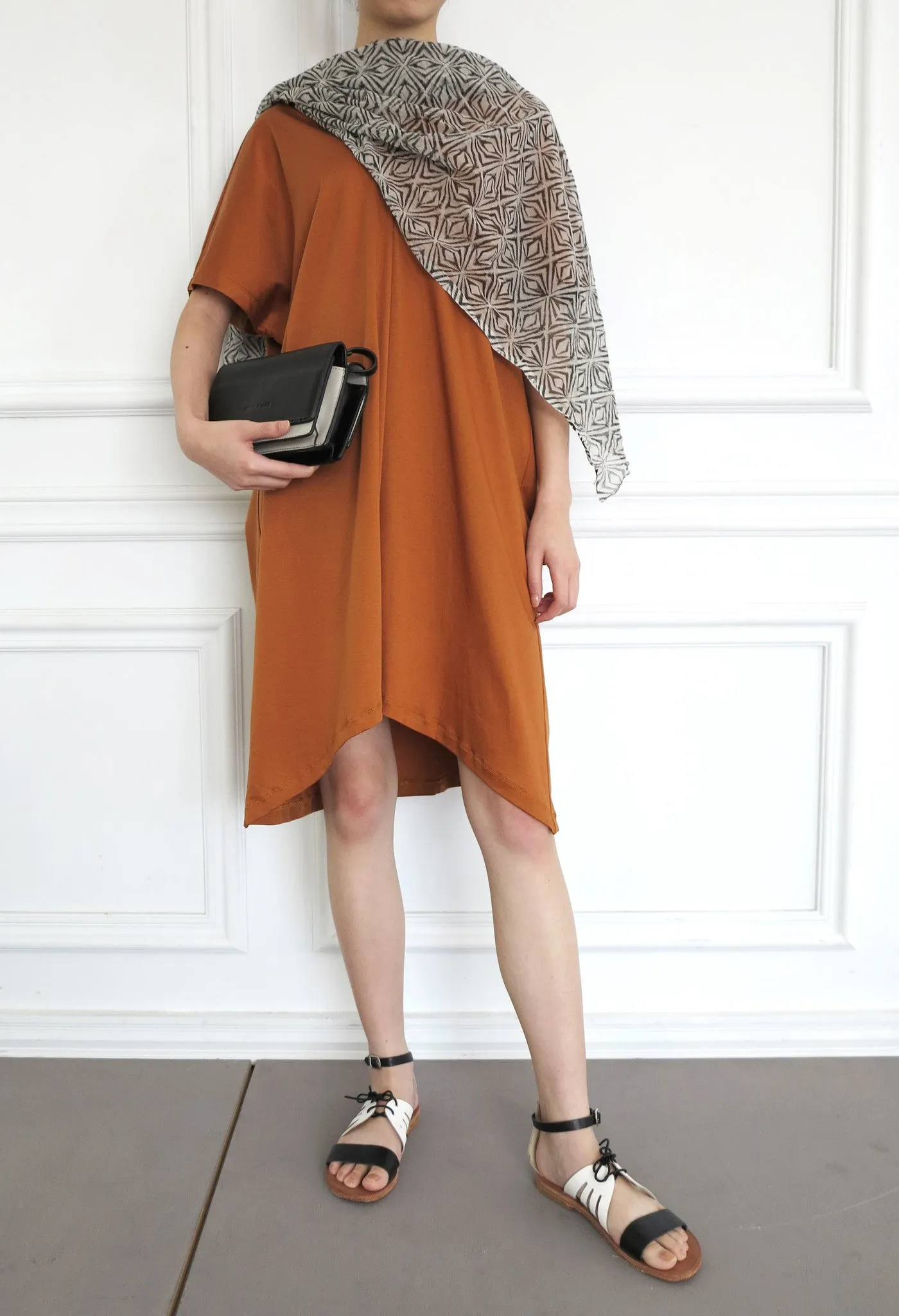 SIENNA DRESS (RIGHT)-sold out