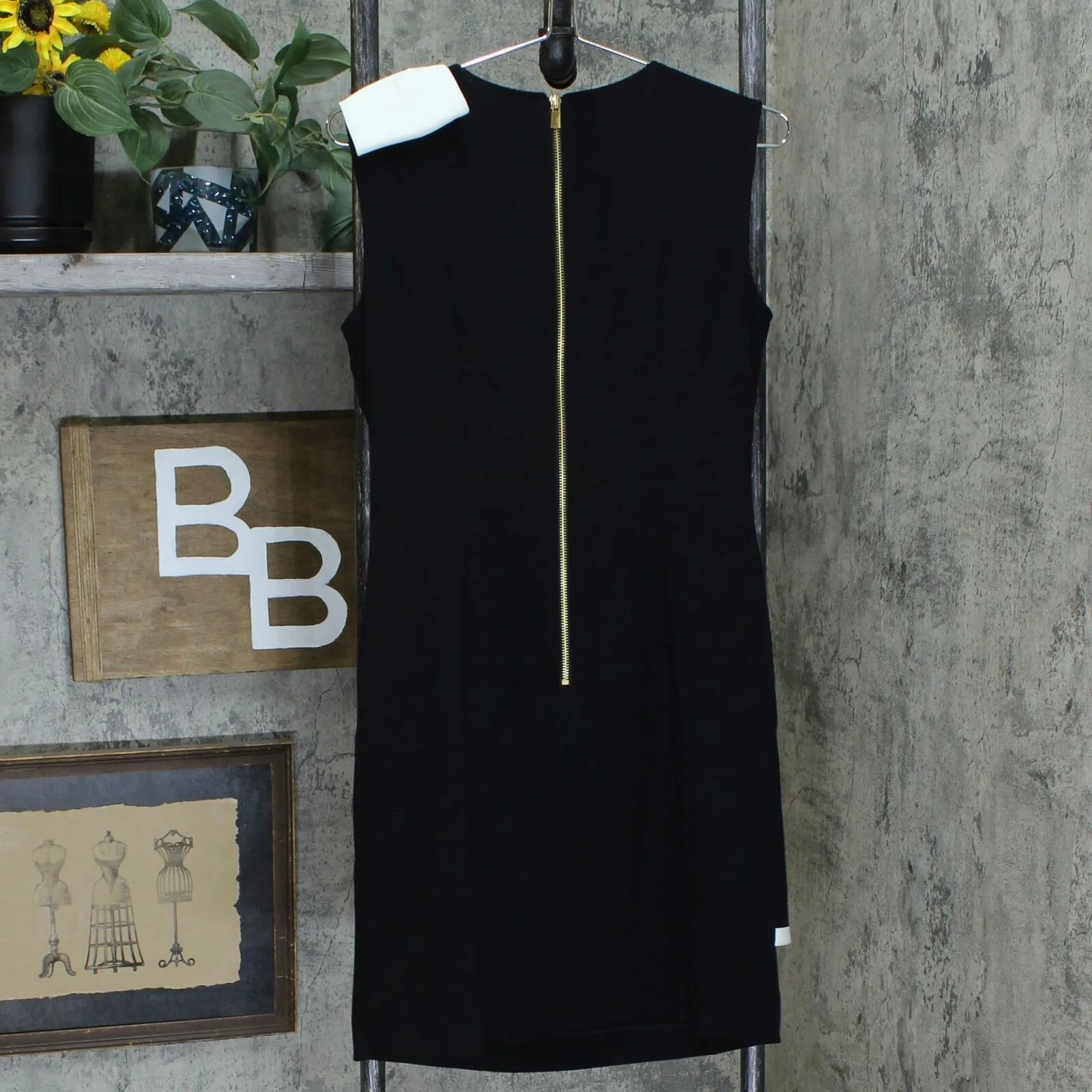 Tahari Women's Sleeveless Bow Sheath Dress Black 6