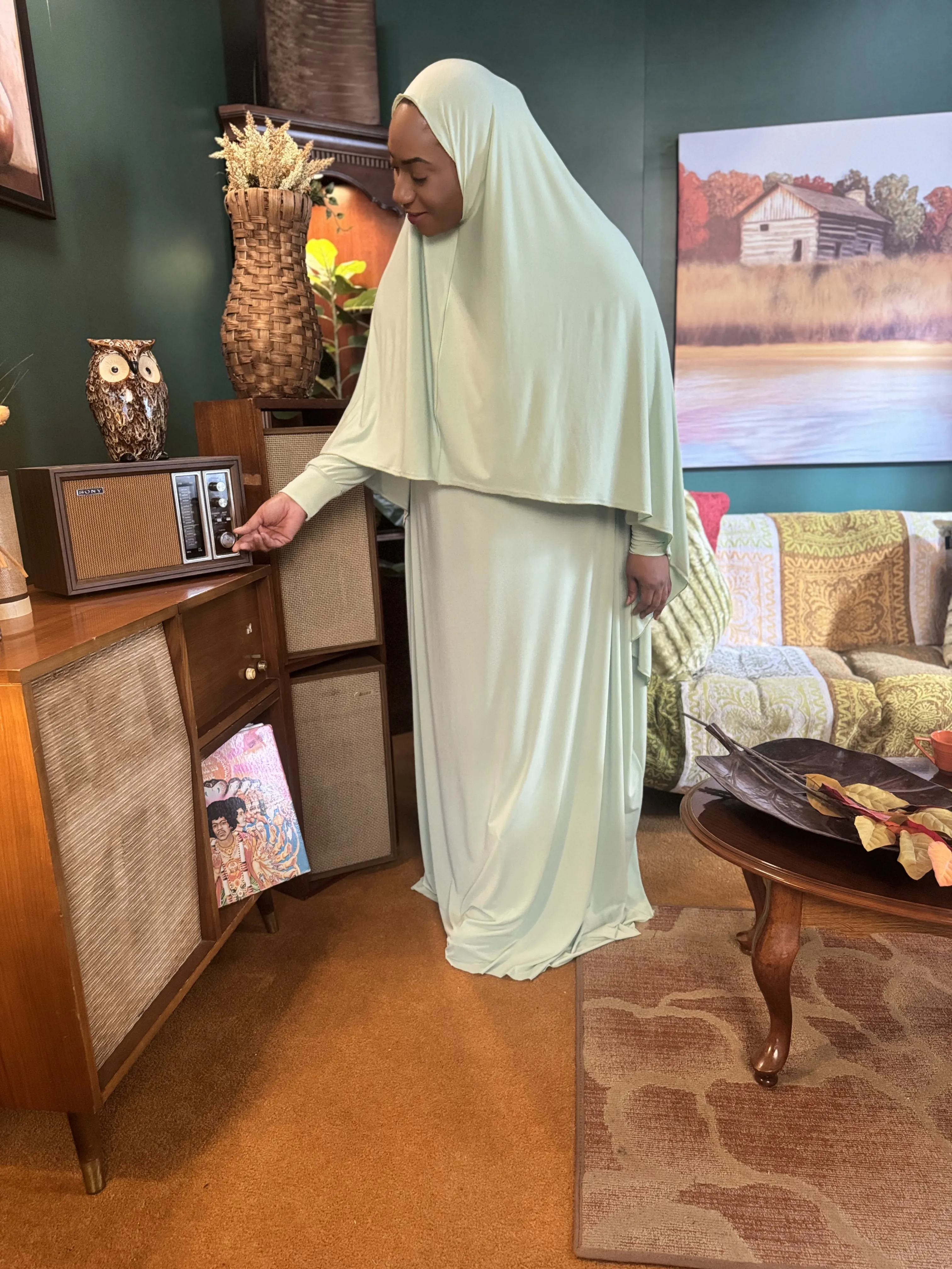 TAYO ALINE WITH MATCH KHIMAR