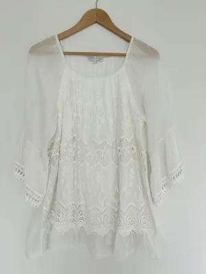 TEMPO PARIS 100% Silk Ivory Bohemian Top Sz S Embroidered Ruffle Lined Blouse