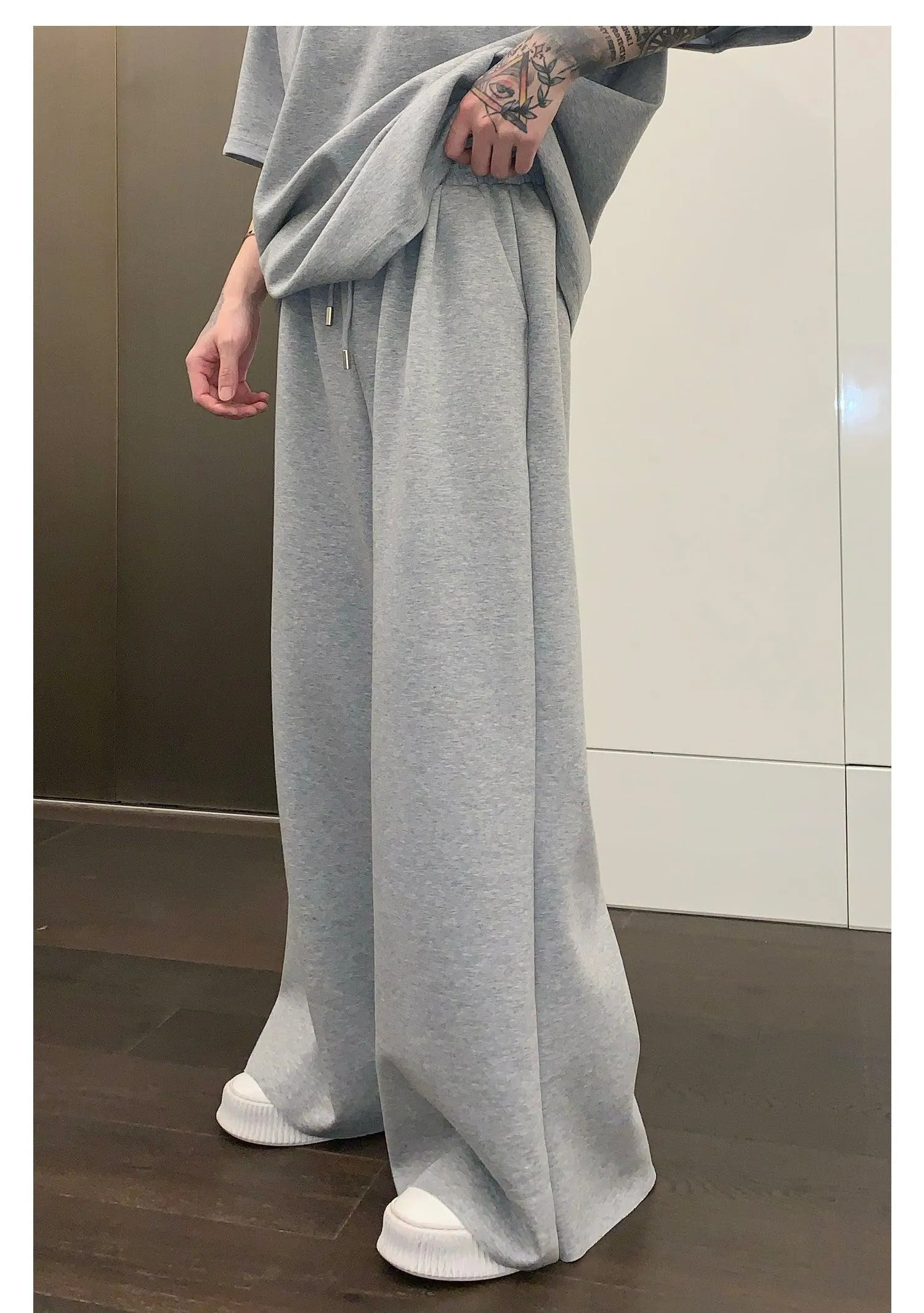 Three-dimensional Letters Two Piece Suit