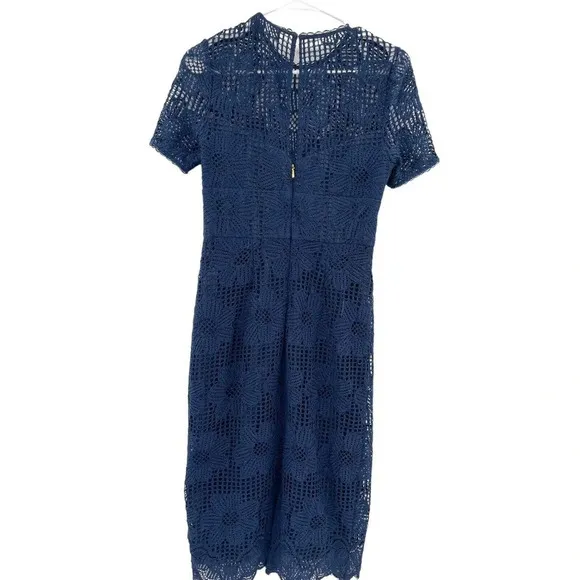 Trina Turk Women's Navy Blue Lace Sheath Dress Short Sleeve Back Zip Size 2