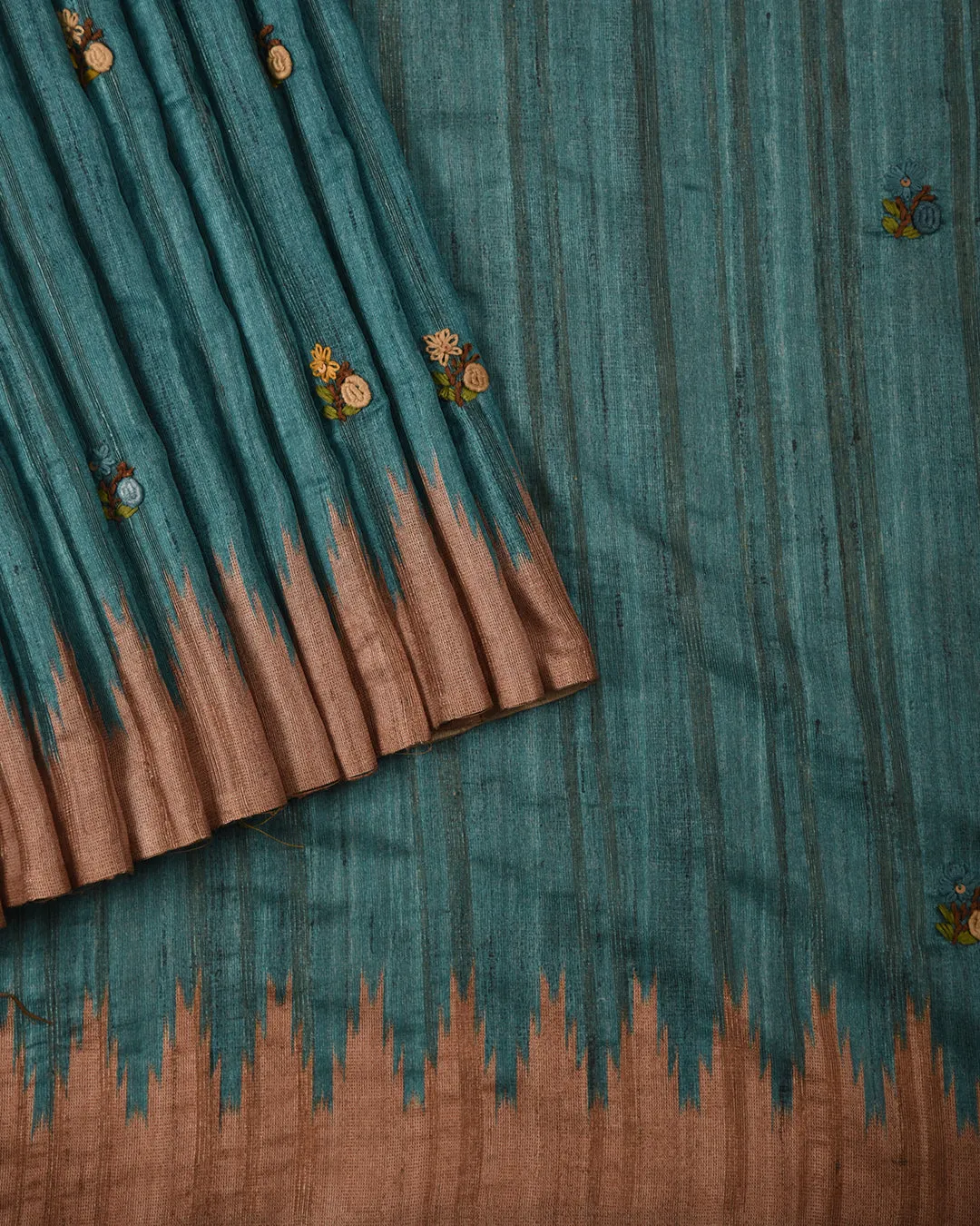 Turquoise Silk Cotton Blend Embroidered Saree With Silk Cotton Blouse