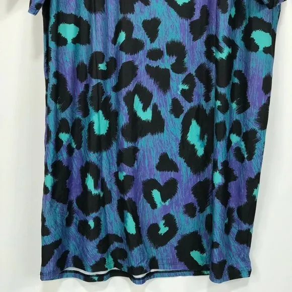 Urban Threads Oversized Animal Print Short Sleeve T-Shirt Dress Women's Size M/L
