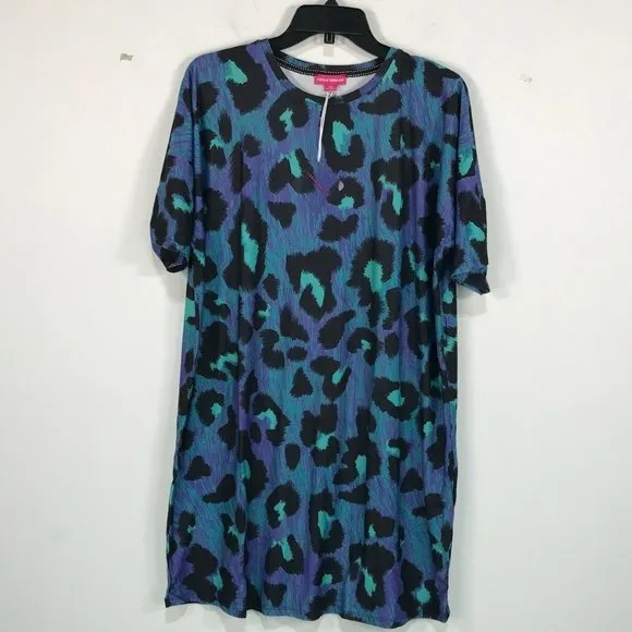 Urban Threads Oversized Animal Print Short Sleeve T-Shirt Dress Women's Size M/L