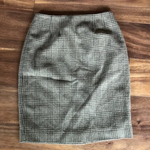 VTG Ellen Tracy Linda Allard Plaid Wool Skirt Suit