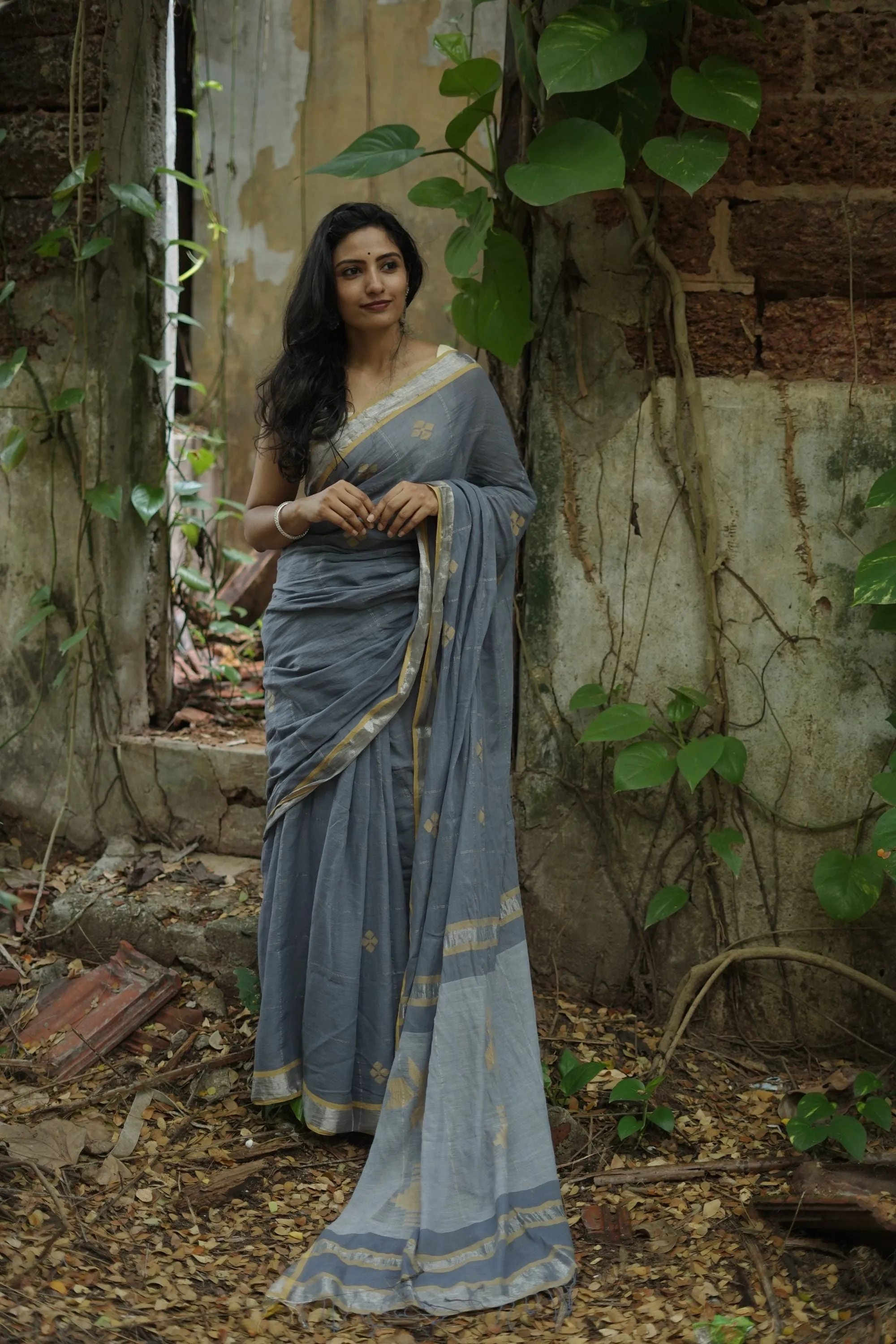 Weaves of Bengal - Sitara - grey handloom cotton saree with zari border