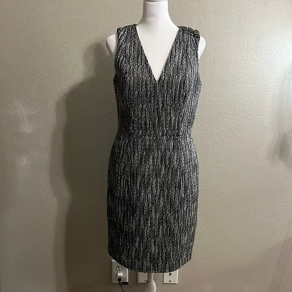 White House Black Market SZ 6 Dress