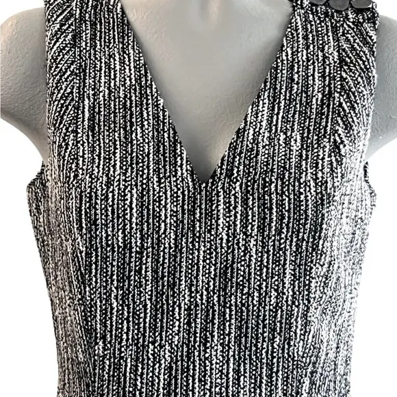 White House Black Market SZ 6 Dress