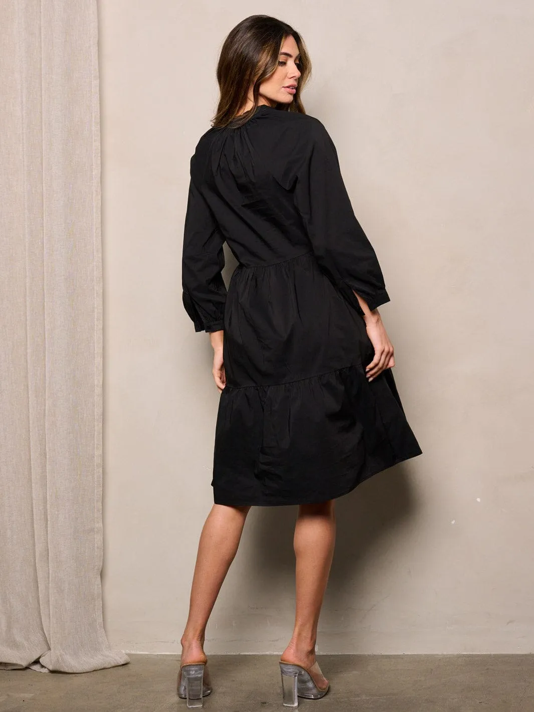 WOMEN'S LONG SLEEVE V-NECK TIERED MINI DRESS