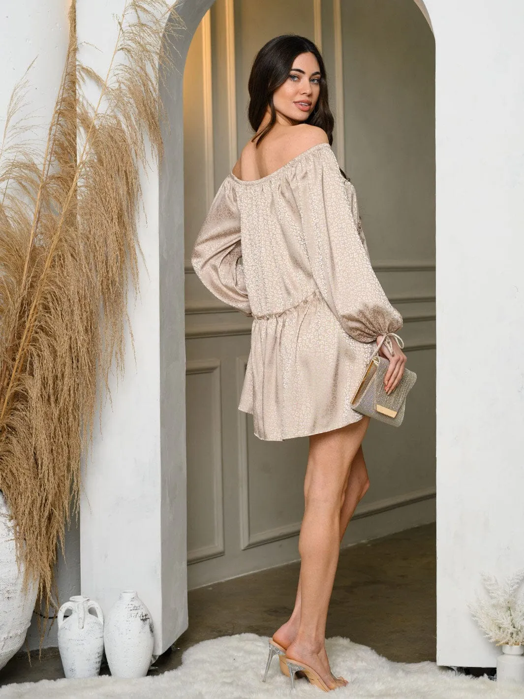 WOMEN'S OFF SHOULDER LONG SLEEVE ELASTIC WAIST MINI DRESS