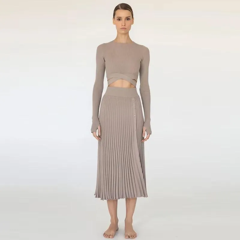 Women's solid color knitted ribbed crossover crop top slit skirt suit