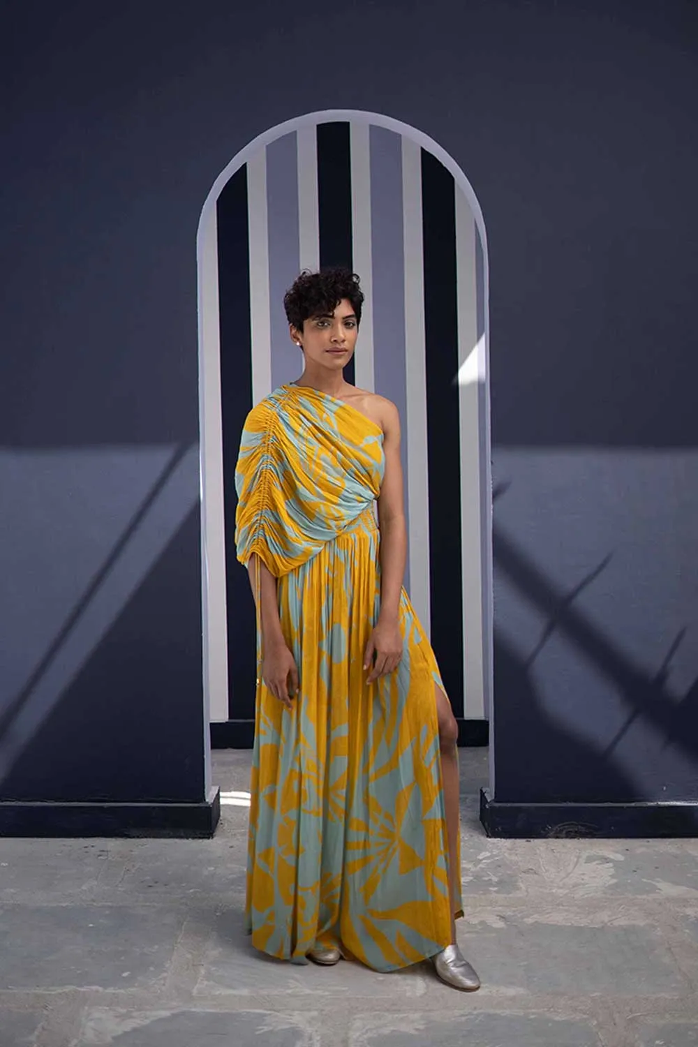 YAM   I  L'illa TSUBA BLUE DRESS 1  (DRESS) CREPE YELLOW & BLUE YAMBILLIE46