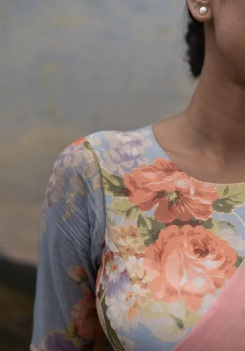 Yam   I   Radda Fauji Blouse BLOUSE  MULMUL BLUE & PINK An Indian Summer YAMBL20