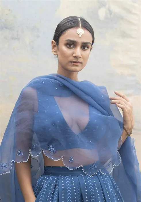 Yam   I   Tavarnelle Luna Blouse BLOUSE  SATIN BLUE An Indian Summer YAMBL17