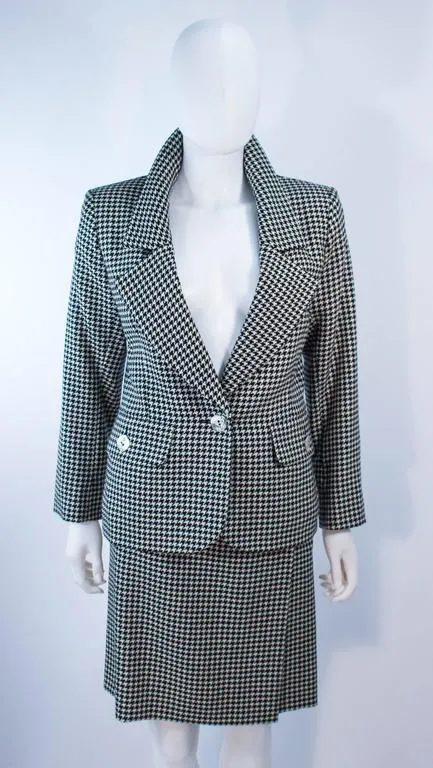 YVES SAINT LAURENT Black and White Houndstooth Skirt Suit Size 8